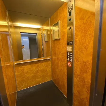 Port , 2br, 6 Guests, Walk To And Old Town Niza