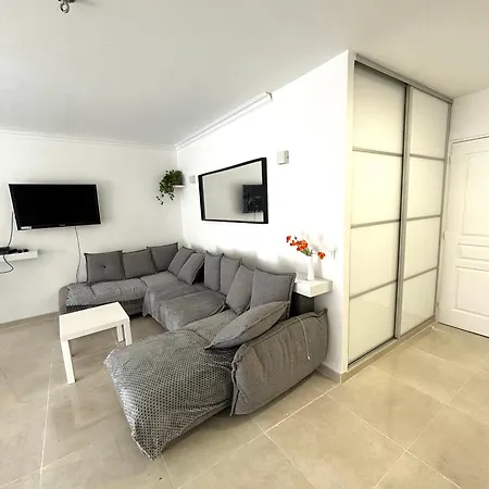 Apartamento Port , 2br, 6 Guests, Walk To And Old Town